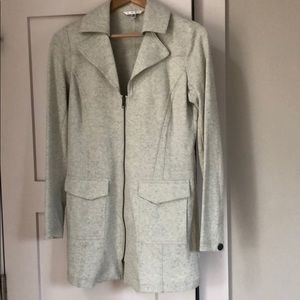 Lightweight light gray cotton jacket!